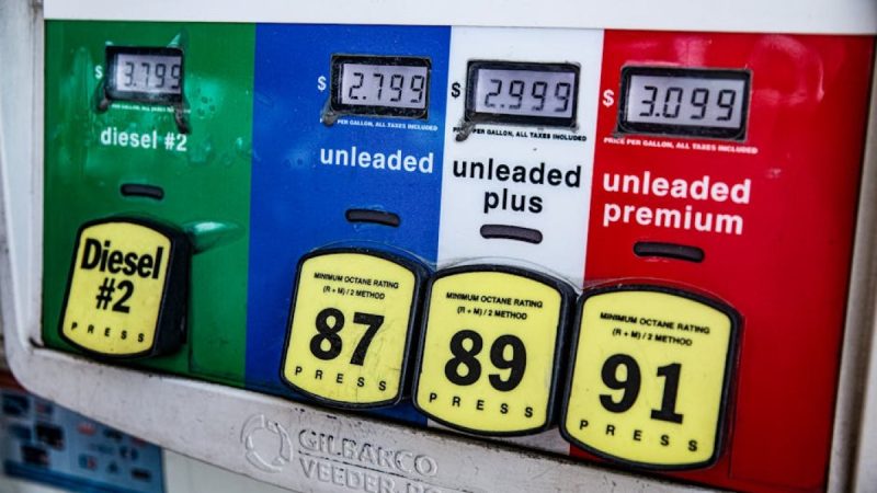 Rząd przedłuża obniżoną akcyzę na paliwa do końca kwietnia 2026 roku