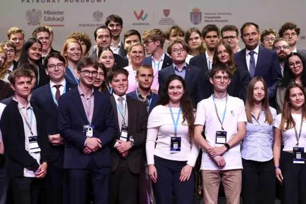 Minister Nowacka na Forum Młodzieżowych Rad Miast w Poznaniu