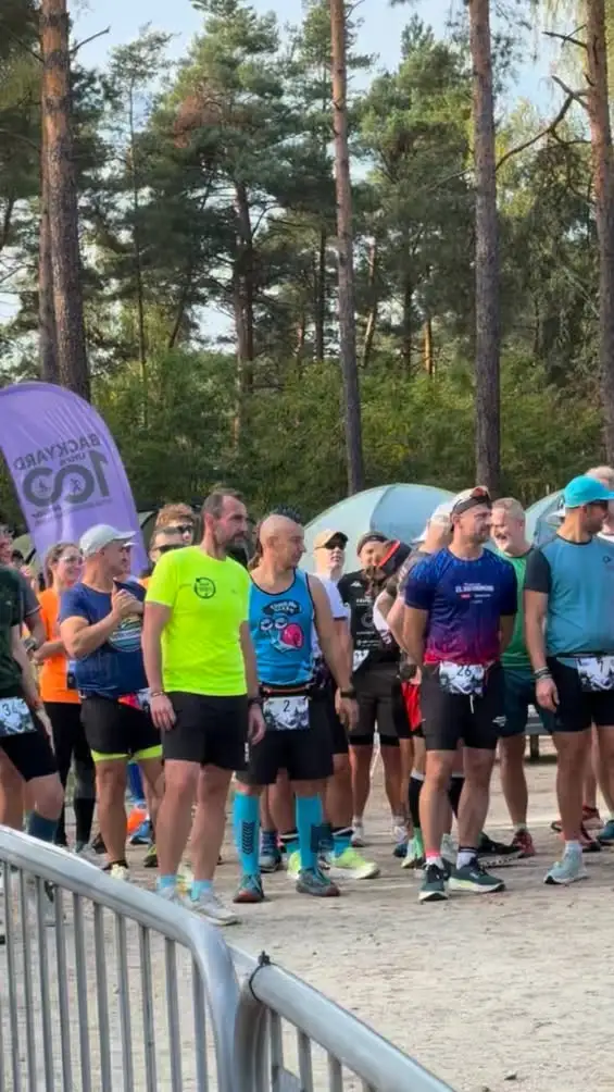 Backyard Ultra 100 Jezior w Ślesinie – zawodnicy rozpoczęli rywalizację